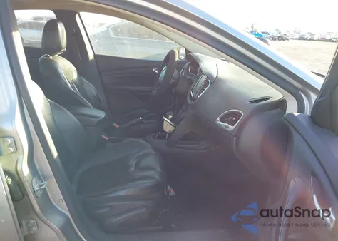 2015 Dodge Dart Limited z USA, uszkodzony, nr VIN 1C3CDFCB4FD122500